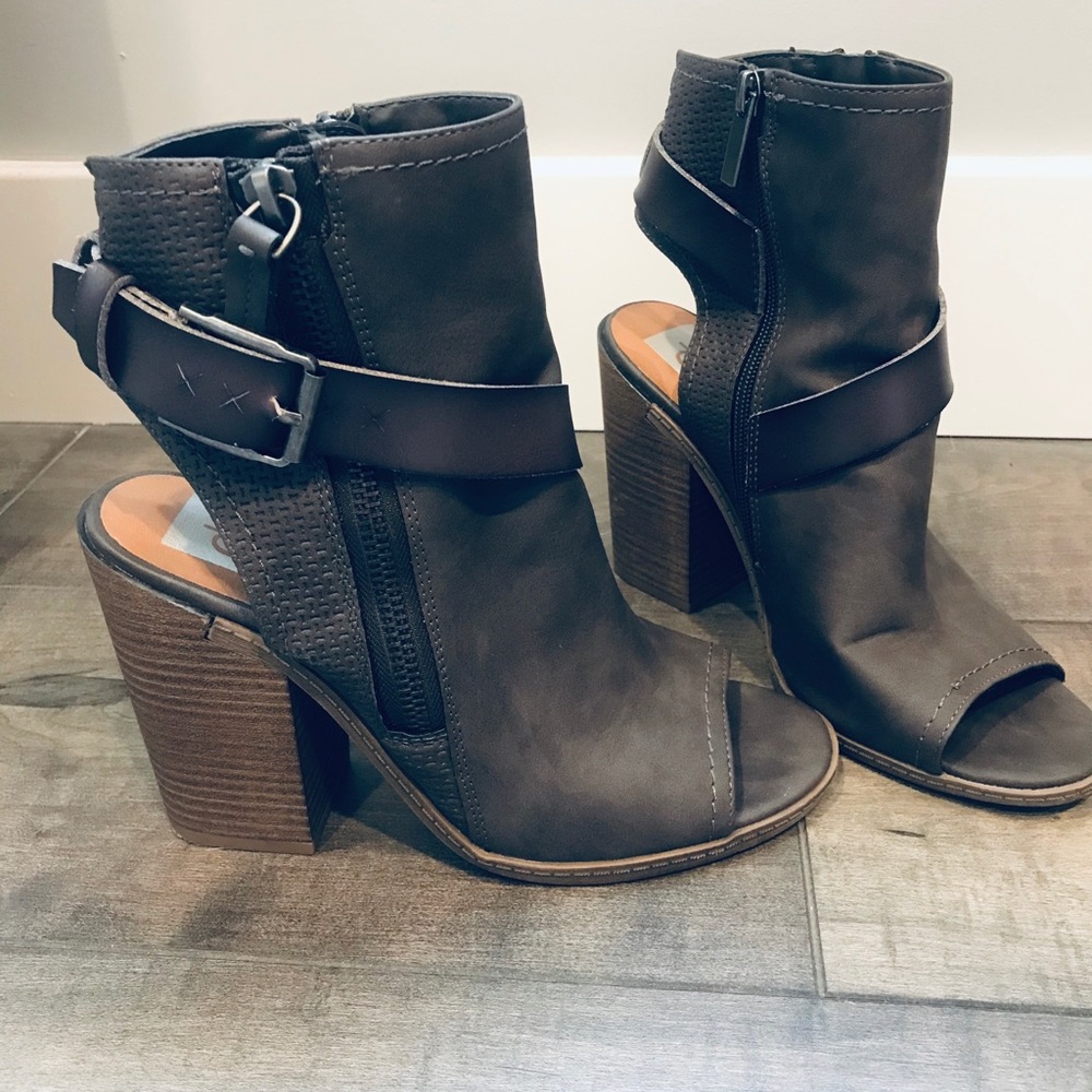 Open Toe Heeled Boots
